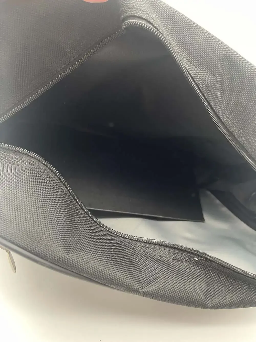 Protocol Black Messenger Boarding Bag Softside Carry-on Travel Shoulder‎ Bag